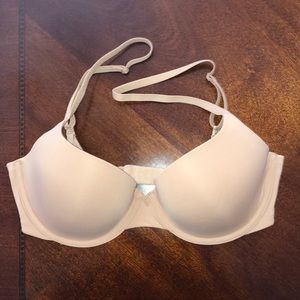 Demi Bra